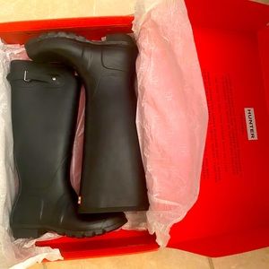 Hunter Boots - Tall (Black)